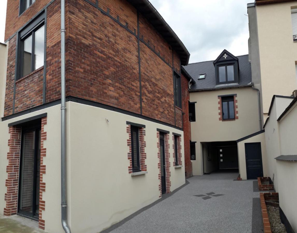 Charmes En Ville Le Charme Authentique Montluçon Eksteriør bilde